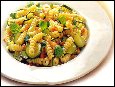 Ricette Primi Pasta - Fusilli al rag di zucchine