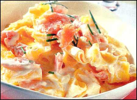 Ricette Primi Pasta - Tagliatelle al salmone