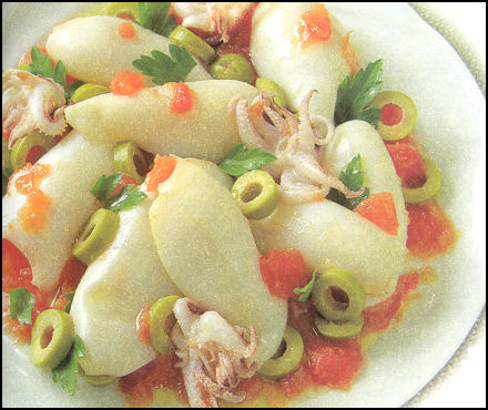 Ricette Pesce - Calamari in umido alle olive