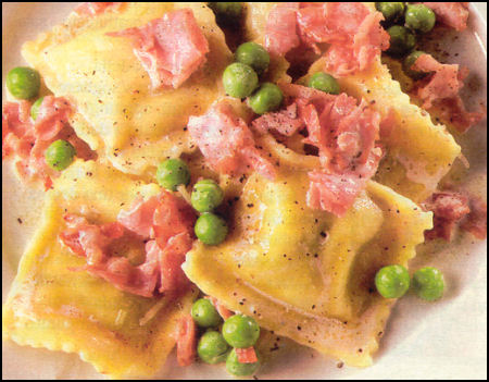 Ricette Primi Pasta - Agnolotti prosciutto e piselli