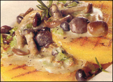 Ricette Antipasti - Tartine polenta e funghi